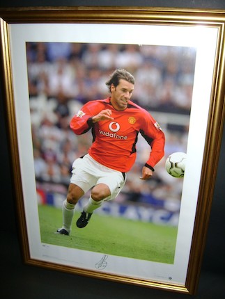 Bonhams : Ruud Van Nistelrooy Manchester United hand signed '100