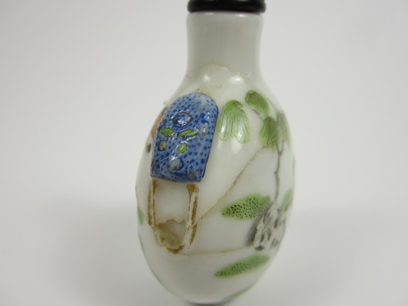 Bonhams : A white glazed soft paste porcelain snuff bottle Wang