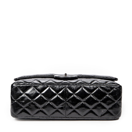 Bonhams Cornette de Saint Cyr : CHANEL, année 2010. Sac Maxi 2.55 noir ...