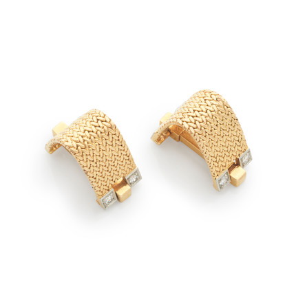 Bonhams Cornette de Saint Cyr : PAIR OF DIAMOND AND GOLD CUFFLINKS ...