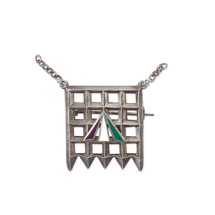 Bonhams : SUFFRAGETTES â013 HOLLOWAY BROOCH Silver 'Portcullis' or ...