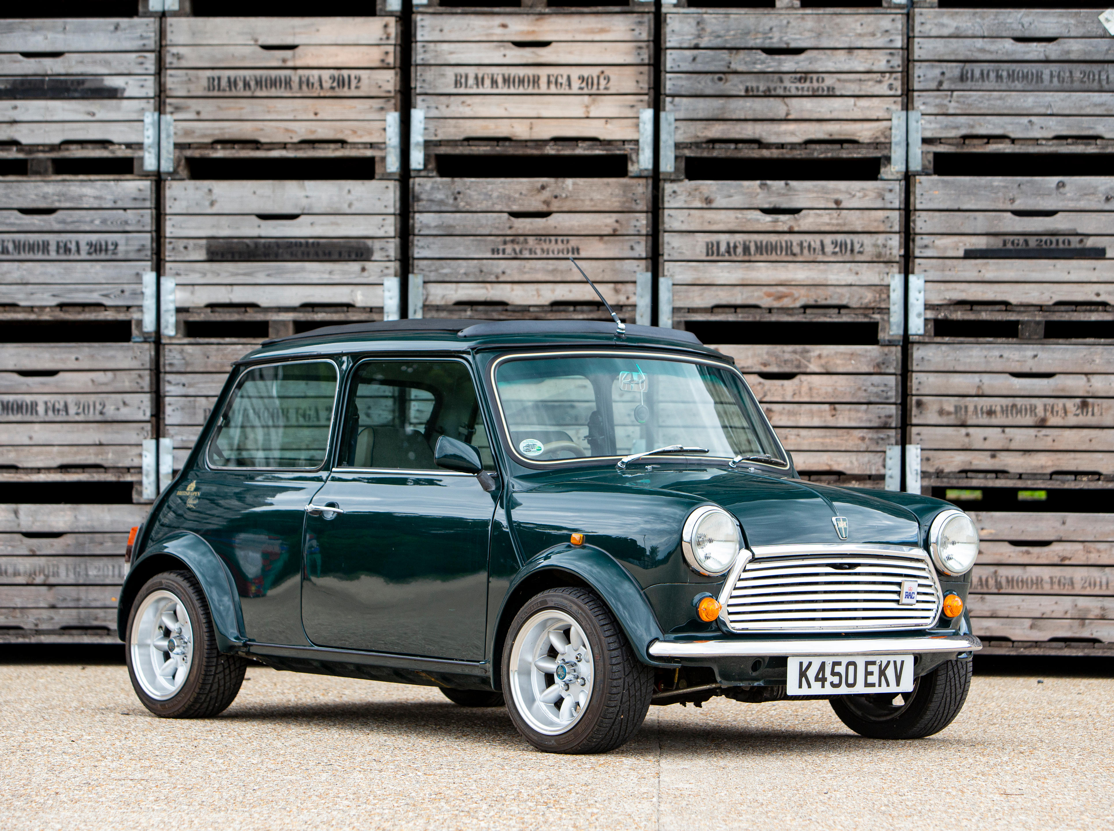 How To Buy The Perfect Classic Mini