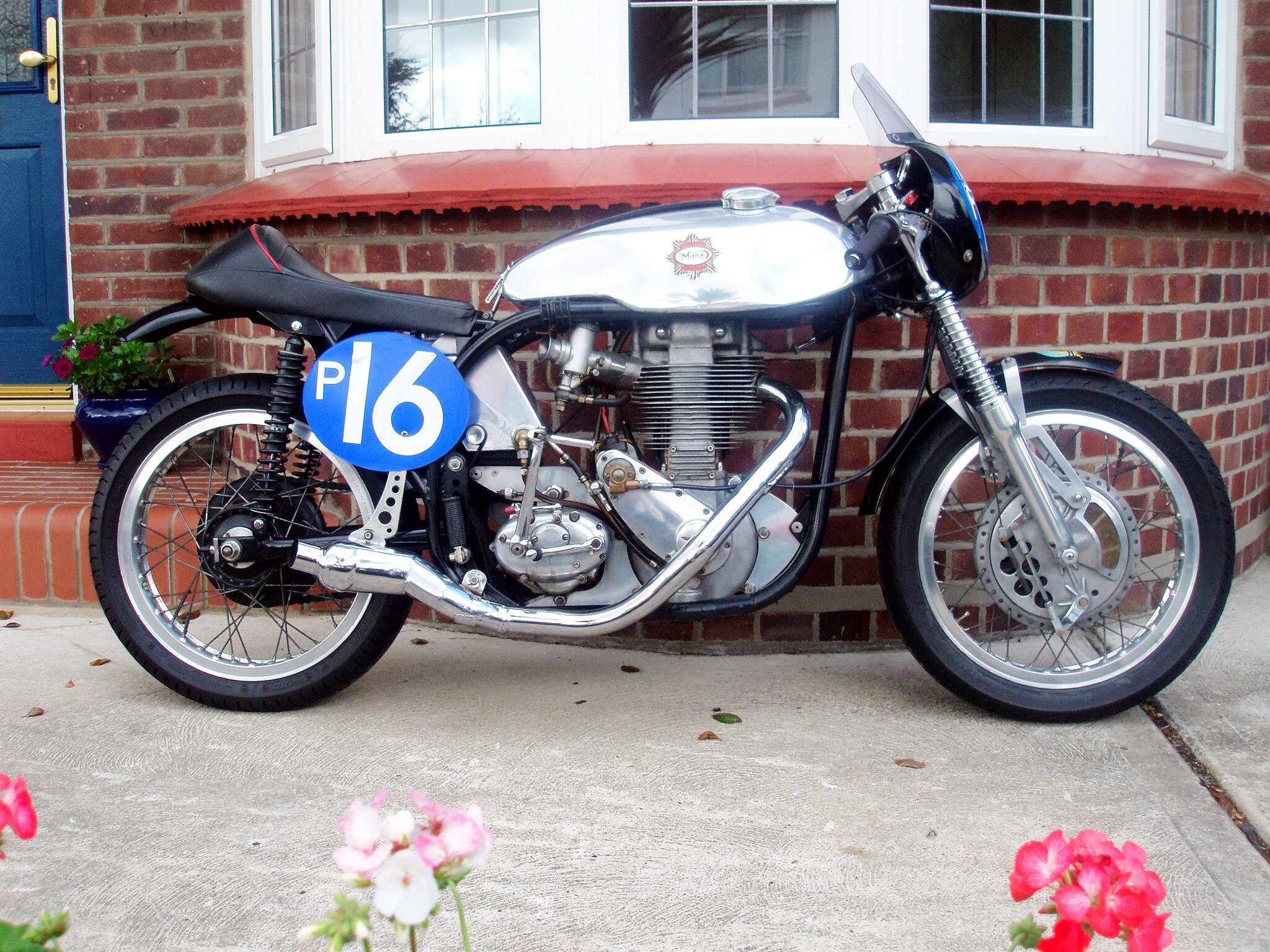 Bonhams Cars : c.1958 Norton-BSA 350cc 'Featherbed' Gold Star