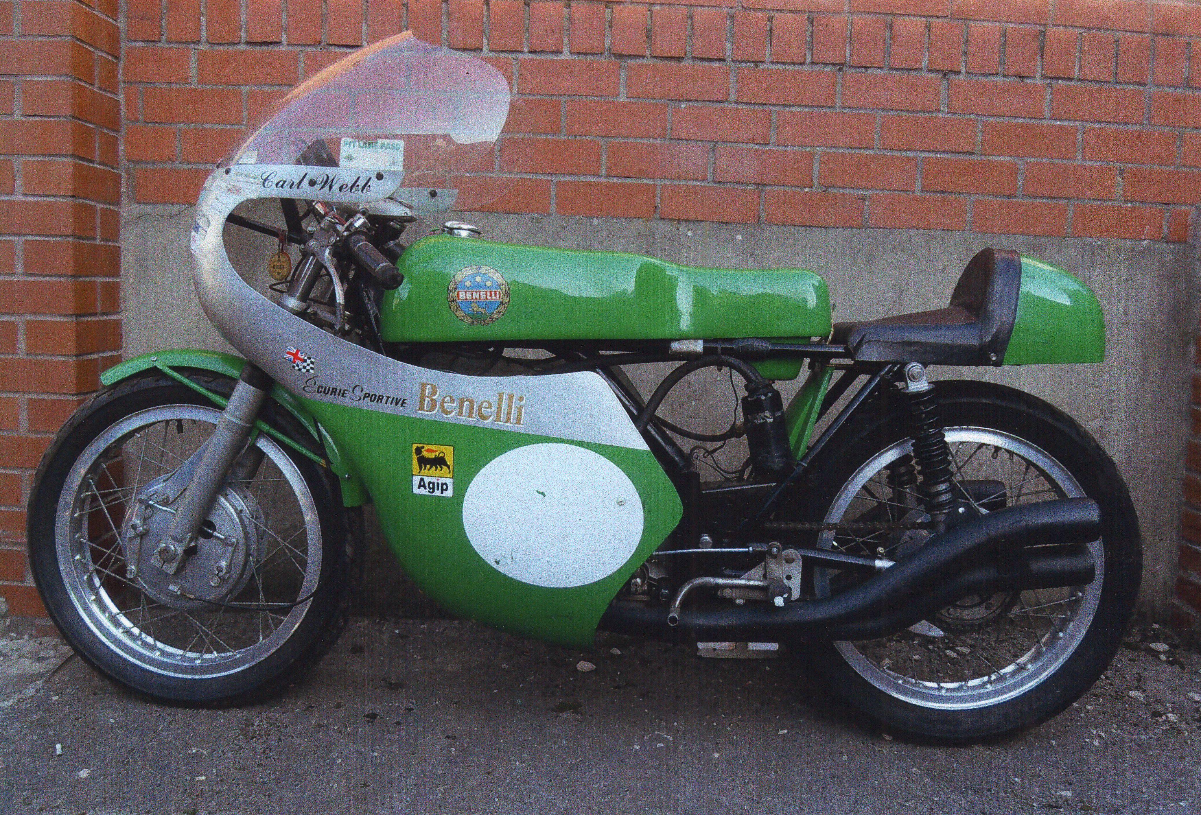 Benelli racing deals bike