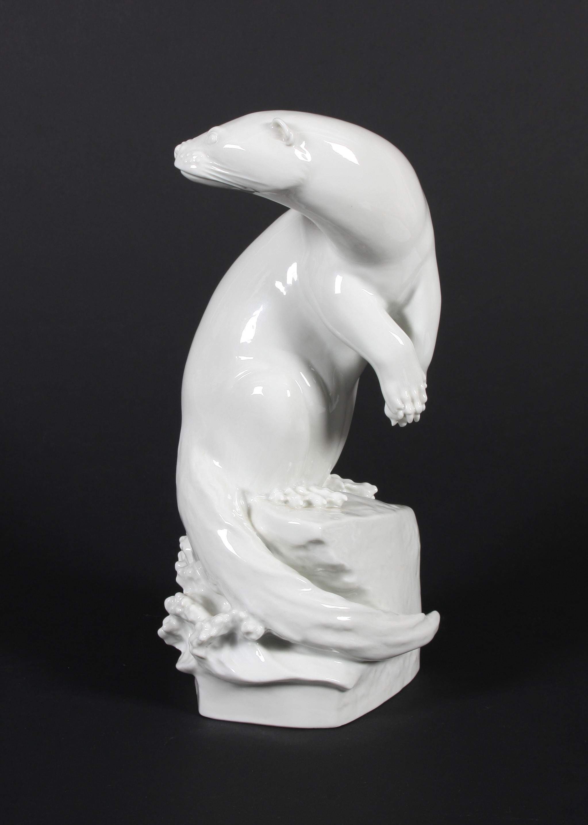 □H.Bretscheider◇01／25◇額装◇Meissen◇ Wall painting with Marguerite, Yellow backround, sign. H