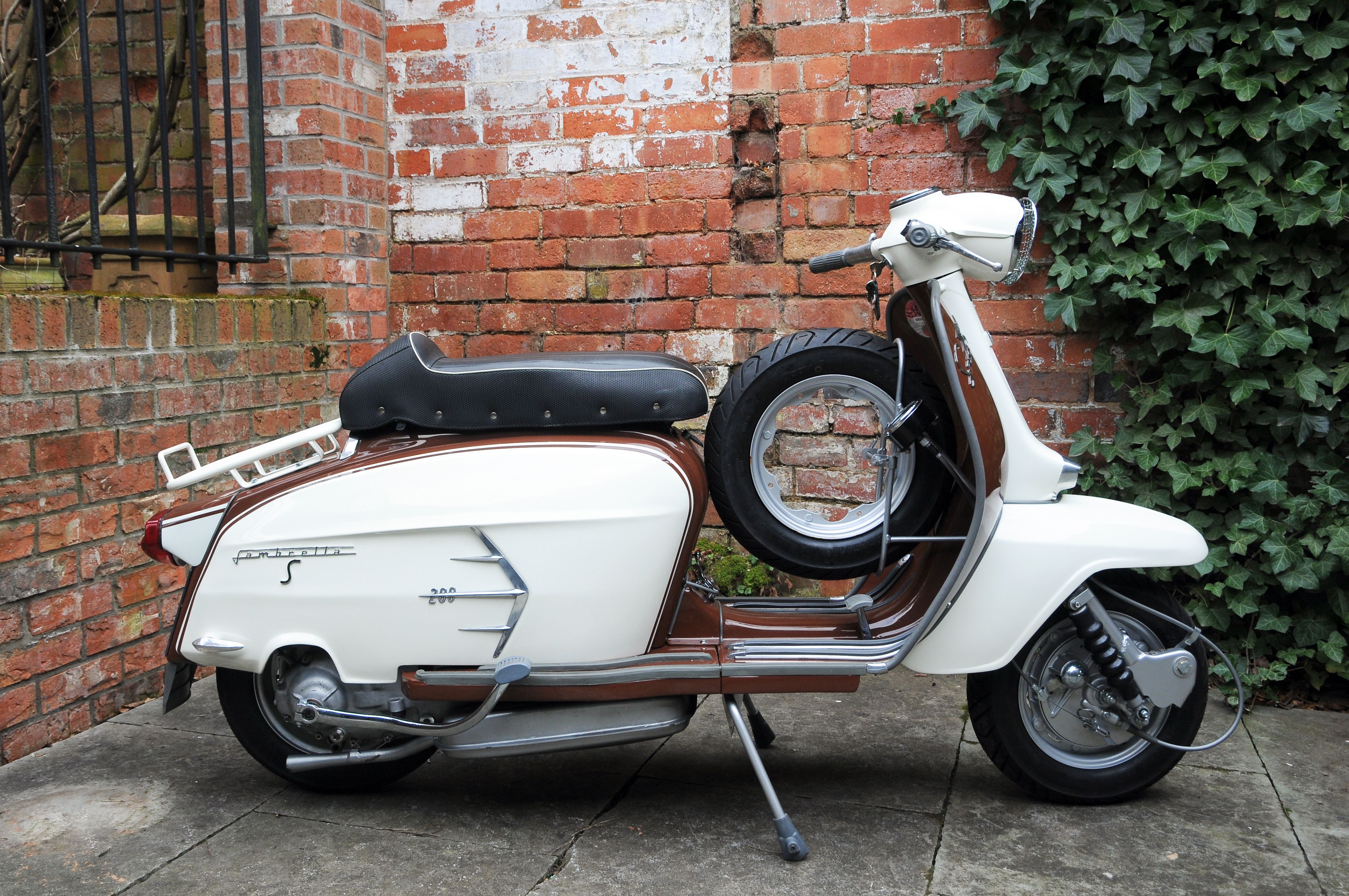 Bonhams Cars 1967 Lambretta SX200 Arthur Francis S-Type Replica - Main Image