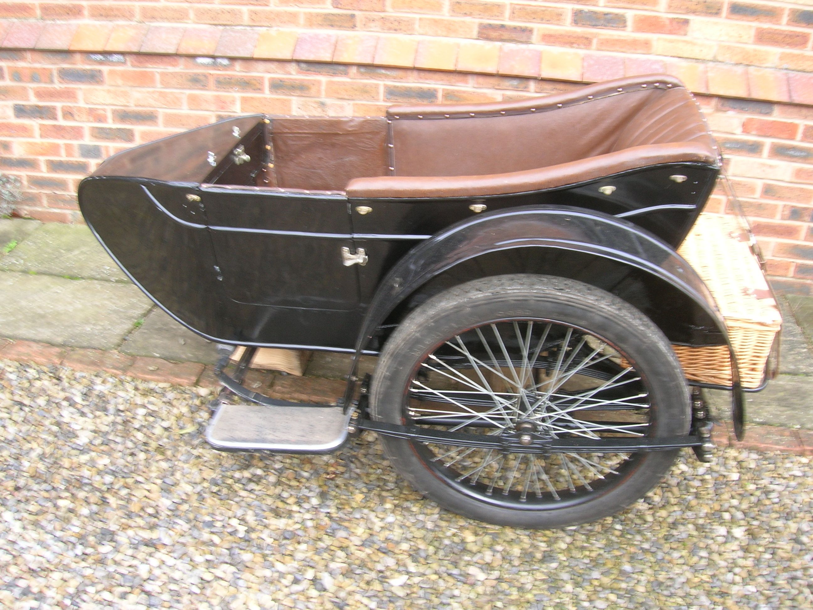 カーズ ギル・ホーラー Bonhams Cars : Grindlay Sidecar