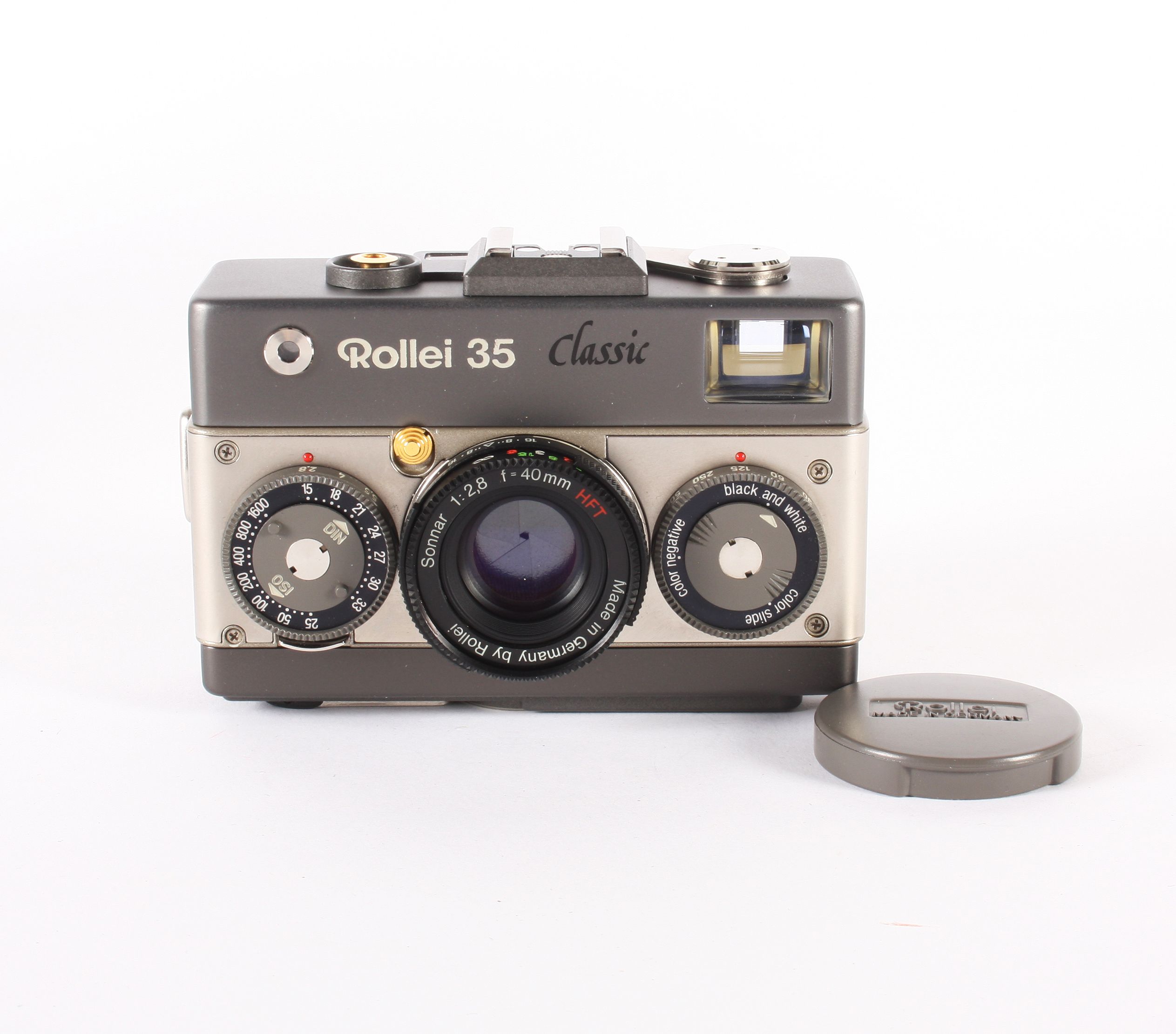 Bonhams : Rollei 35 Classic camera