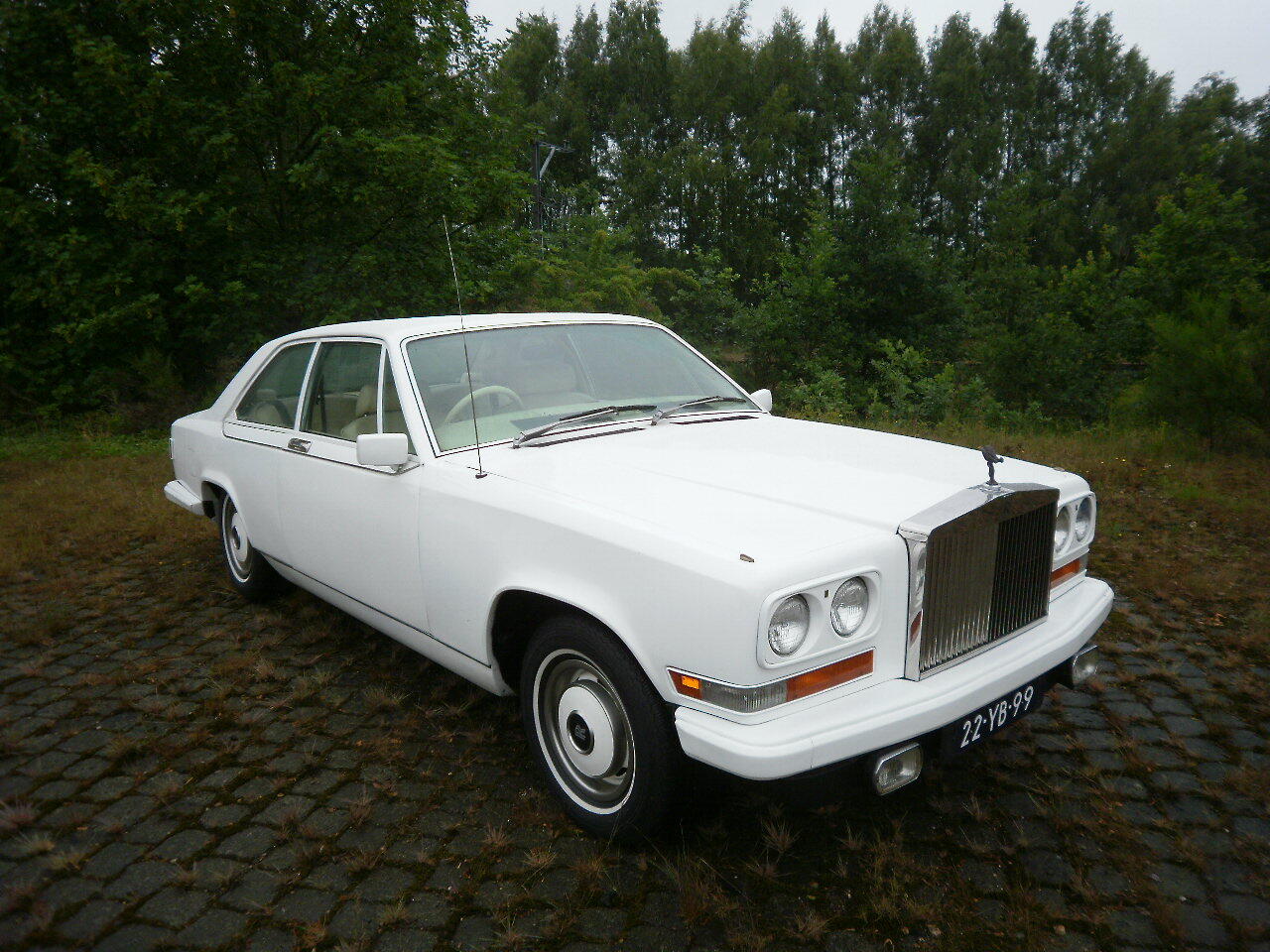 Rolls-Royce Ｃamargue No Reserve: 9k-Mile 1985 Rolls-Royce Camargue for sale on