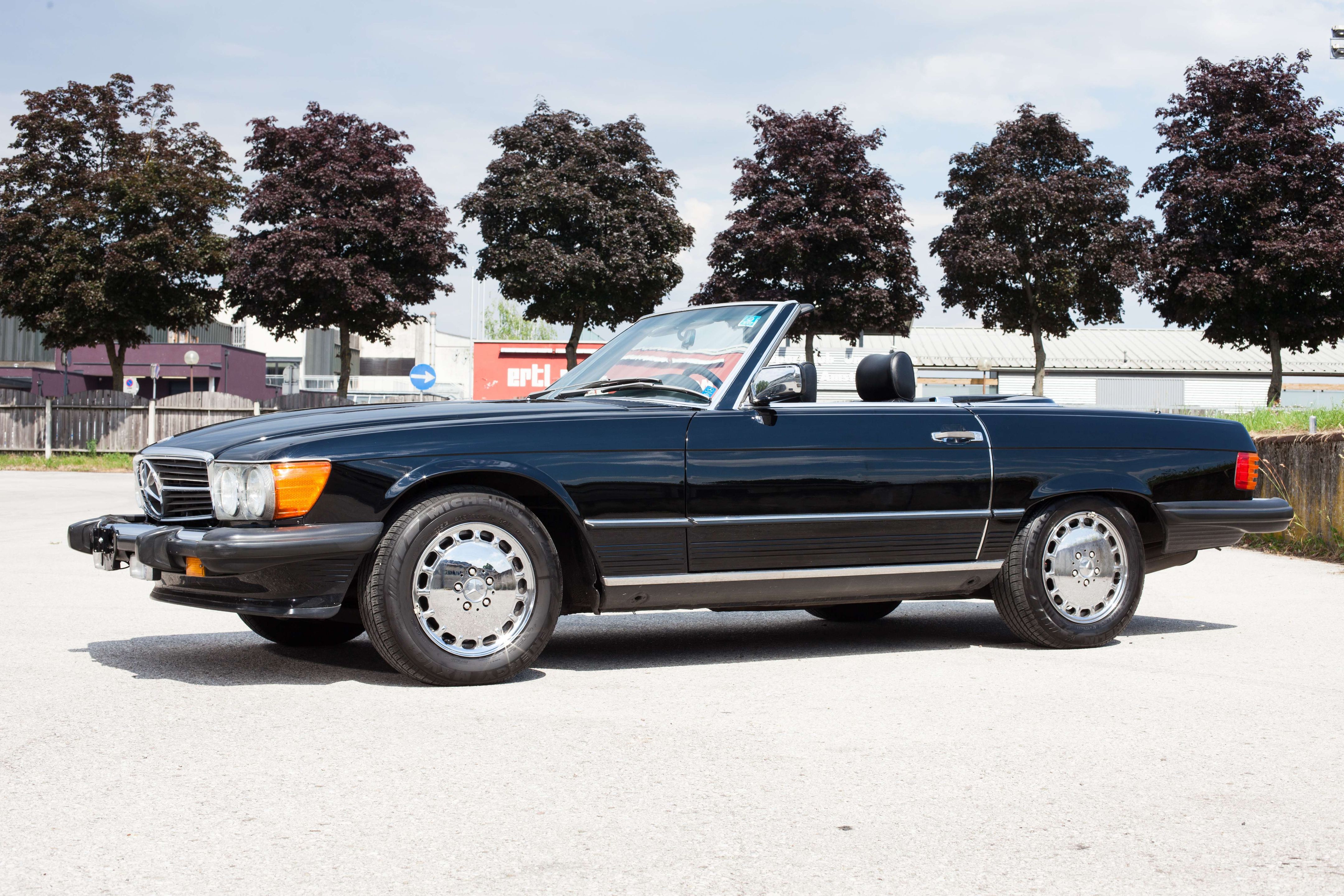 merceds-benz-107-リビルト専門デビションが560SLエンジン交換 merceds-benz-107-リビルト専門デビションが５６０ＳＬエンジン交換