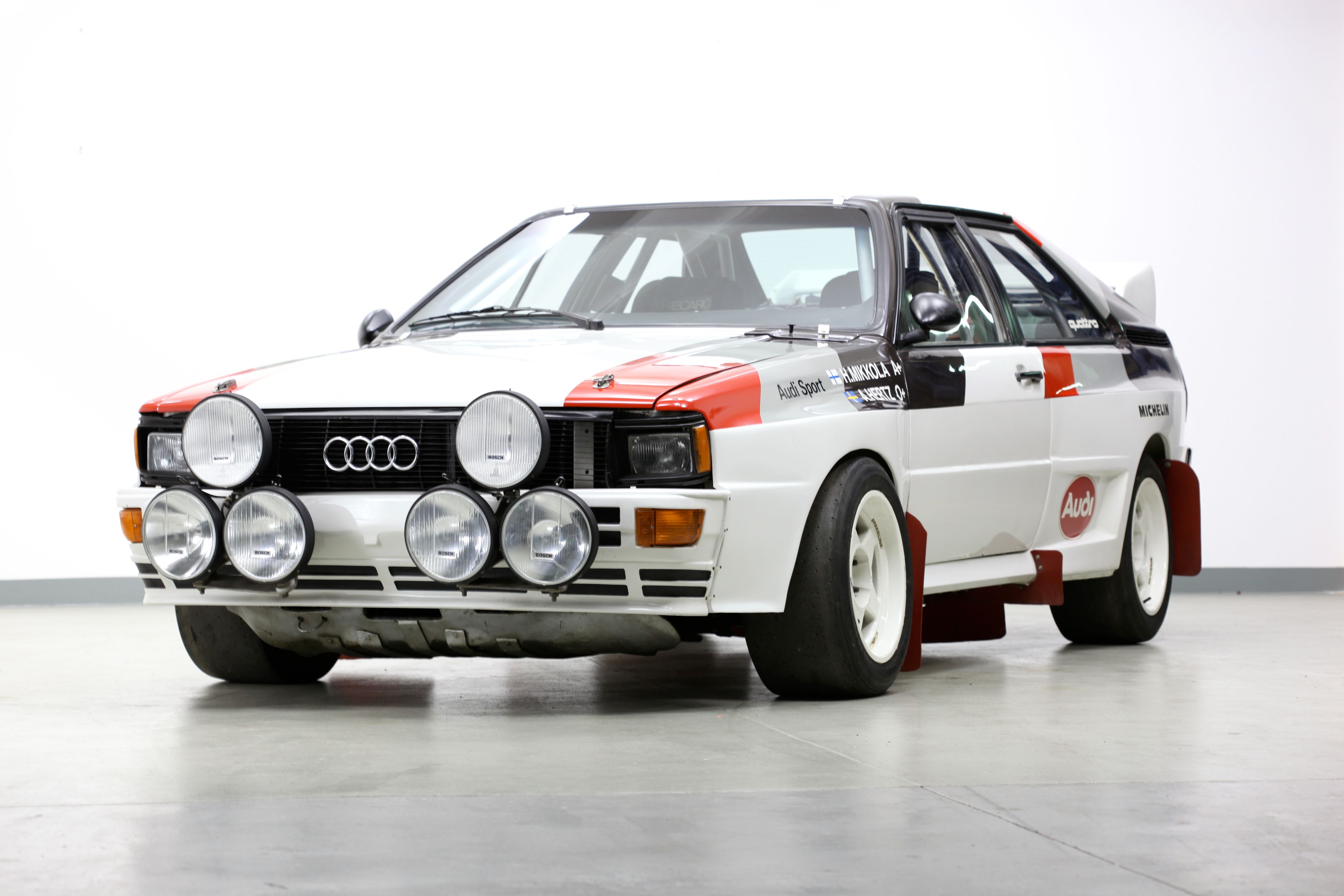 AUDI QUATTRO #3 H.MIKKOLA - A. HERTZ WINNER RALLY 1000 LAKES 1982 - IXO Models - IXO-18RMC094A