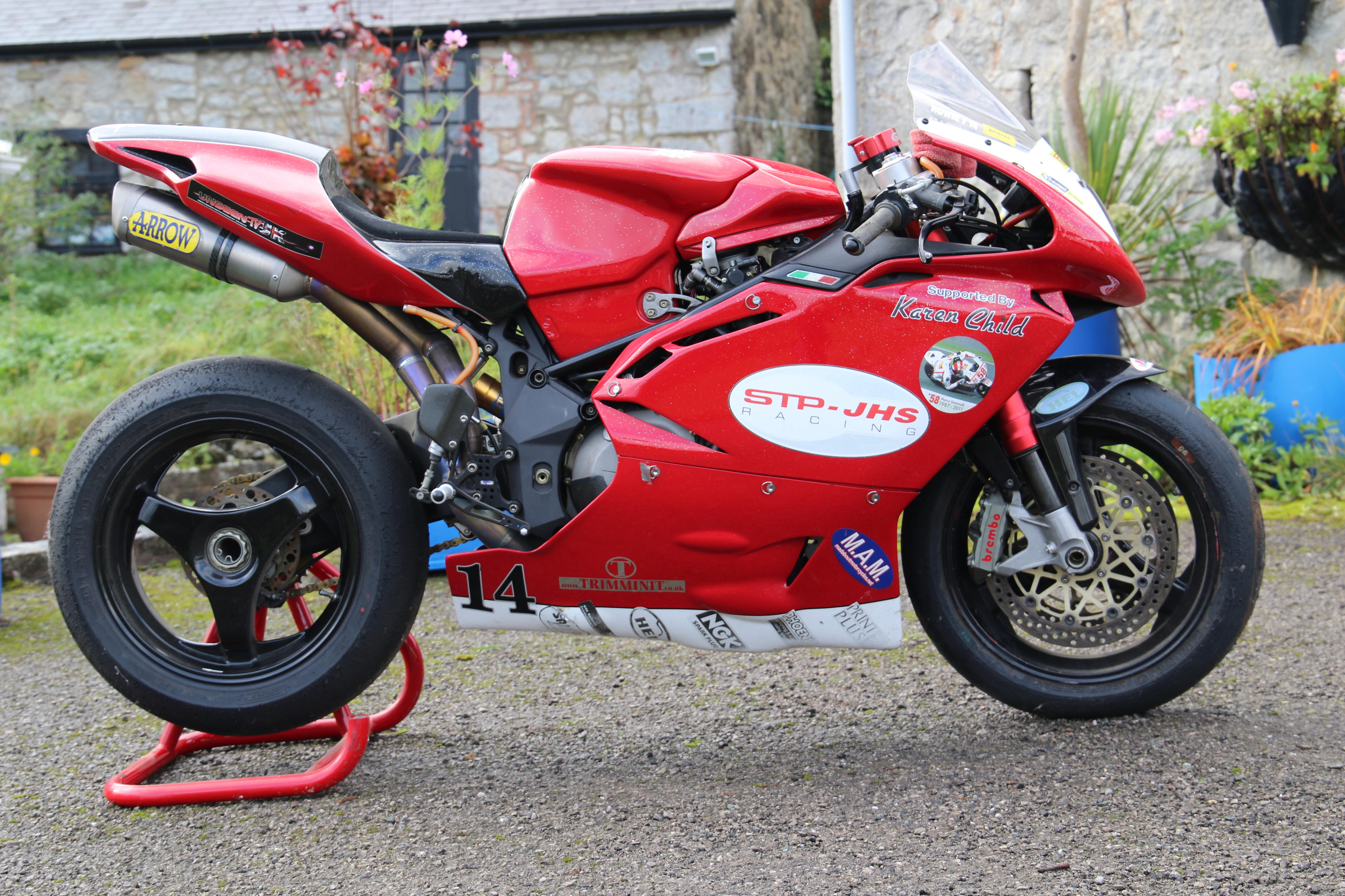オートバイ・バイク Revell MV Agusta Street Racer 1/12 Revell 1:12 MV Agusta Street Racer Motorcycle Metal Red