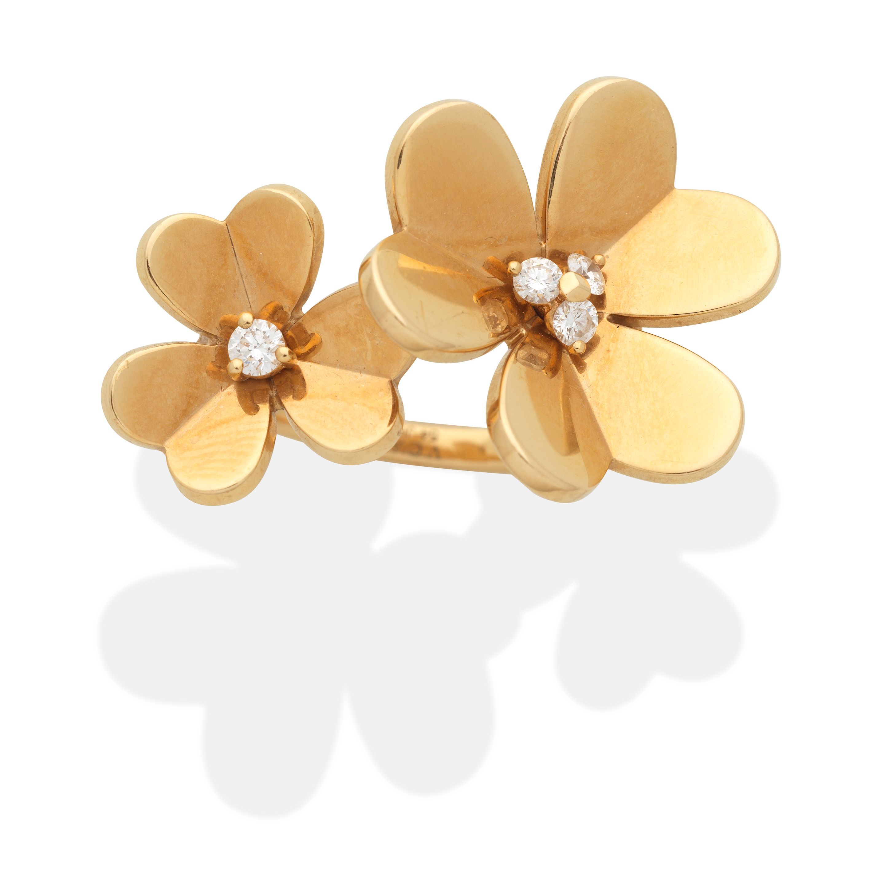 Bonhams VAN CLEEF ARPELS: DIAMOND-SET 'FRIVOLE' RING