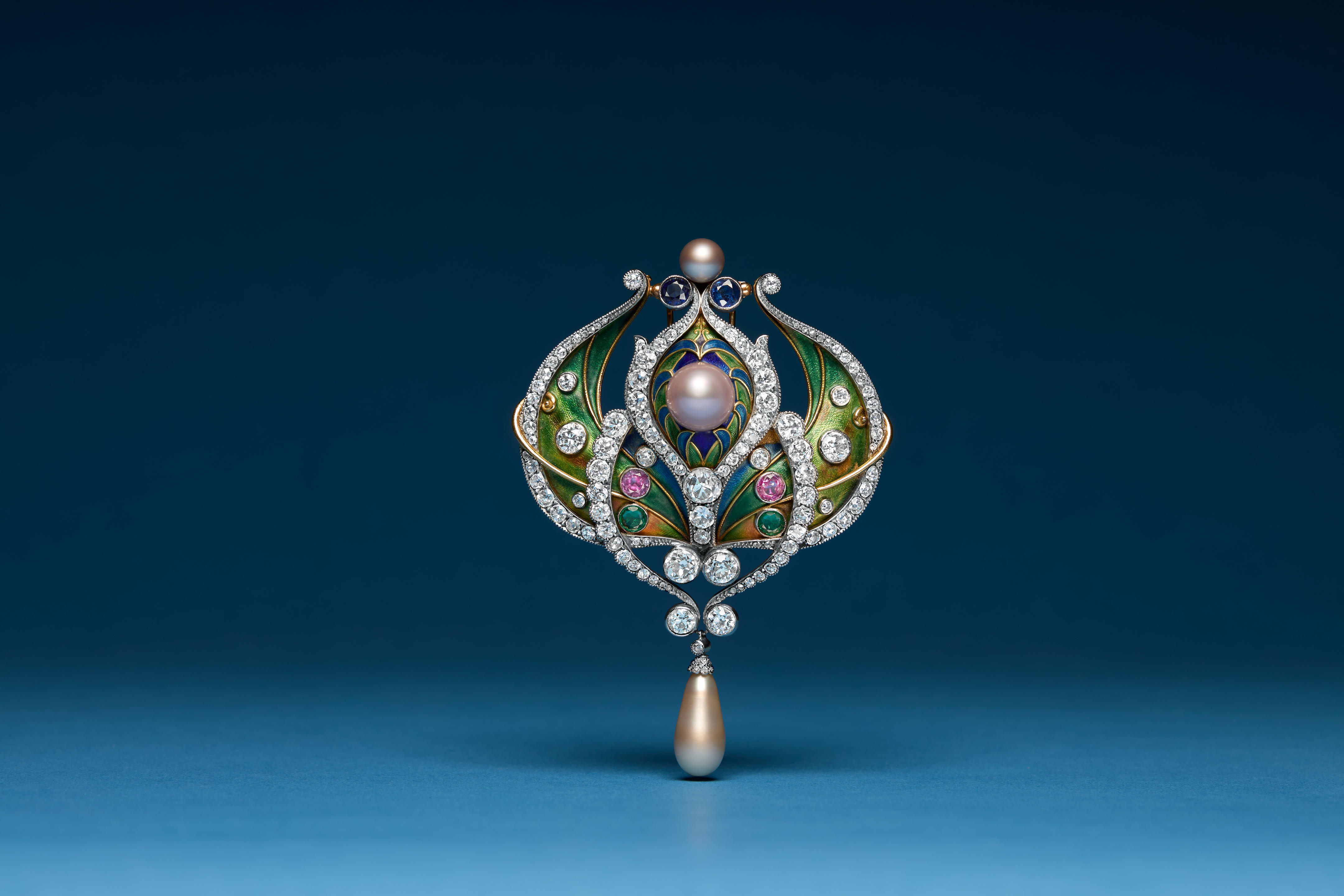 Bonhams : MARCUS & CO ENAMEL, PEARL, DIAMOND AND GEM-SET JEWEL, CIRCA 1895