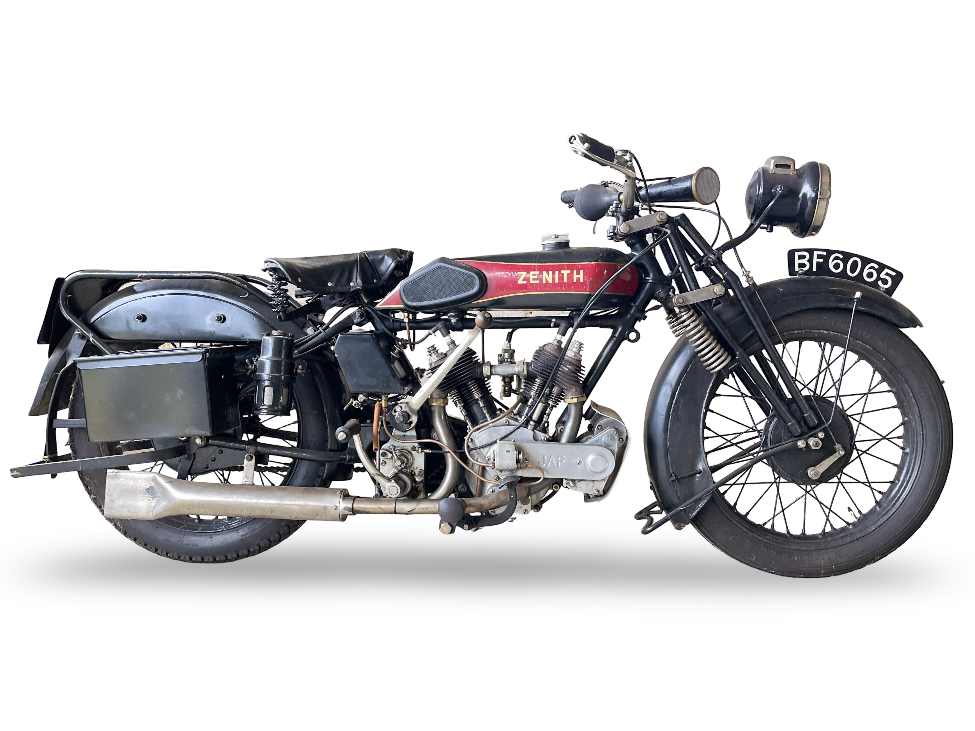 マッハ60スタント機 Bonhams Cars : The Bob Howard Collection, 1927 Zenith-JAP 680